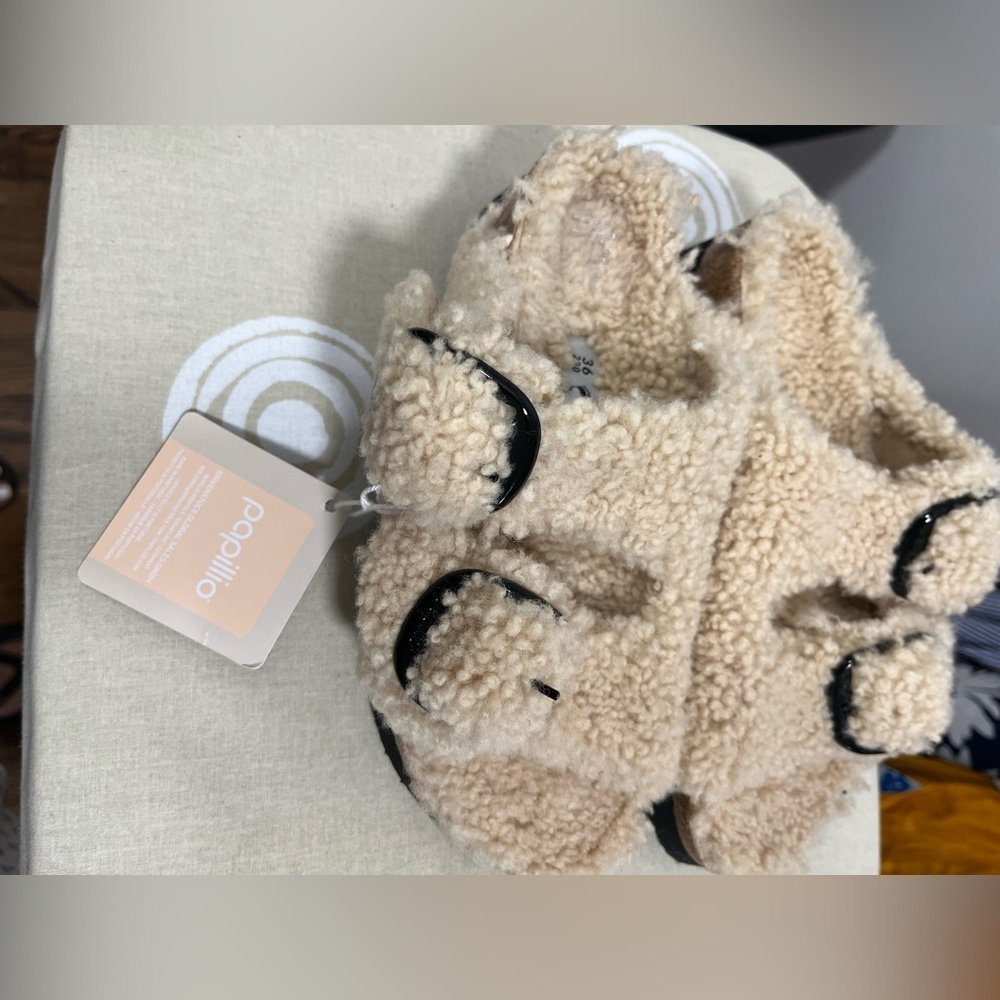 BIRKENSTOCK Arizona Big Buckle Shearling
Shearling - Teddy Eggshell - Picture 3 of 5